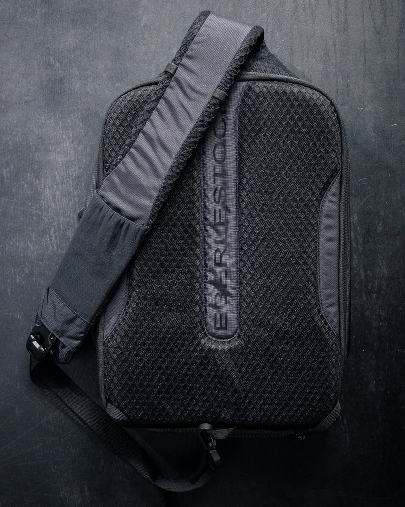 Fade Sling-XL-Black 