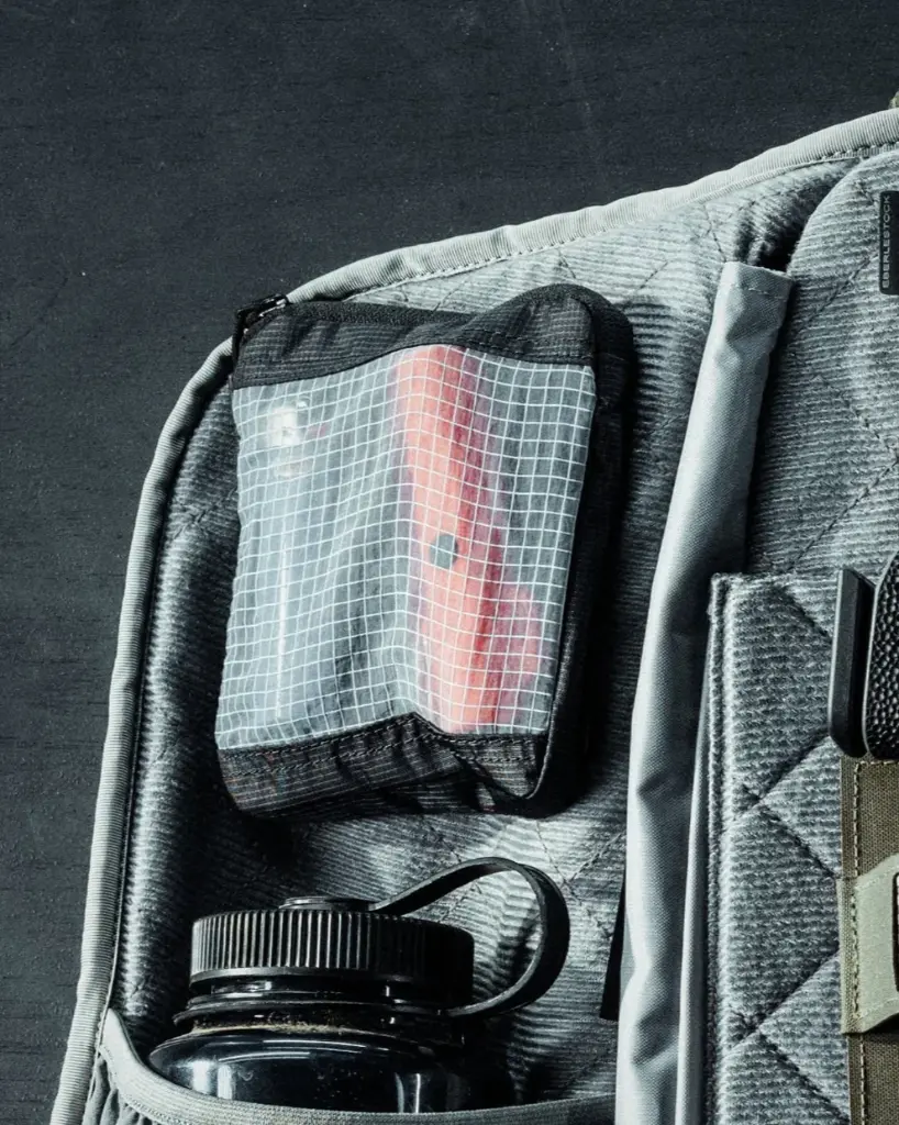Fade View Pouch -Large-Black 